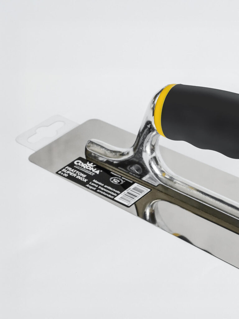 Frattore Super in Inox del Brand Corona, distribuito da Ullmann.