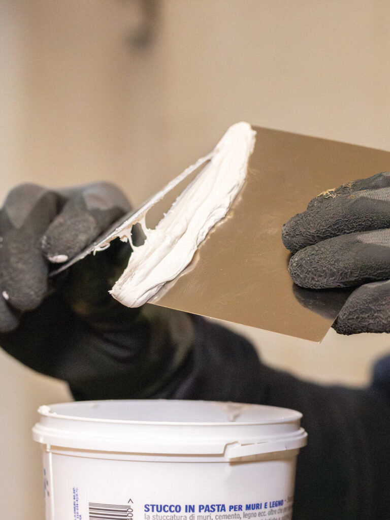 Lama per rasare del Brand Corona, distribuito da Ullmann.